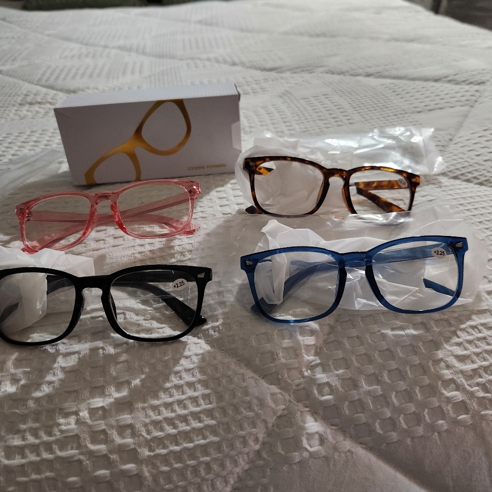4 Pairs Reading Glasses